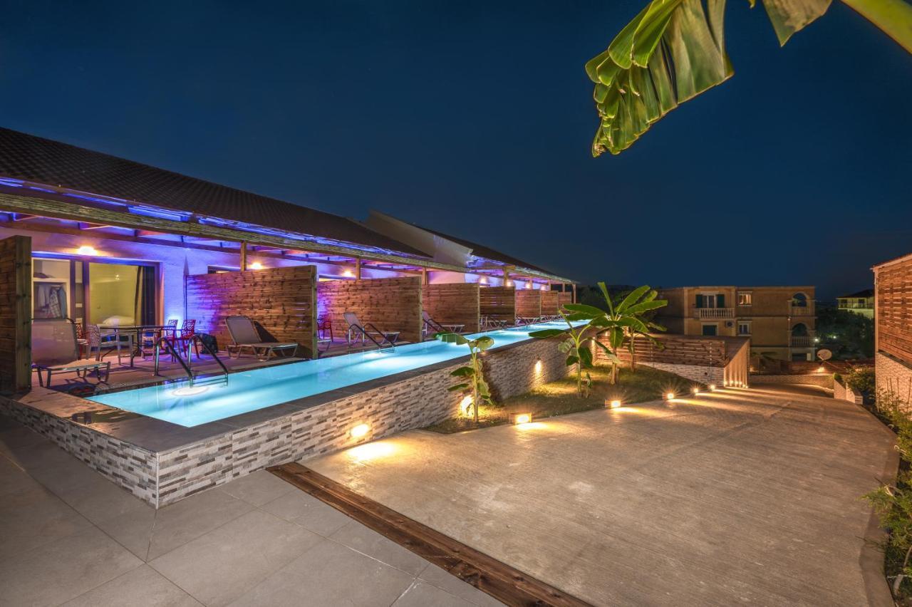 Kozanos Suites With Private Pool 아모우디 외부 사진