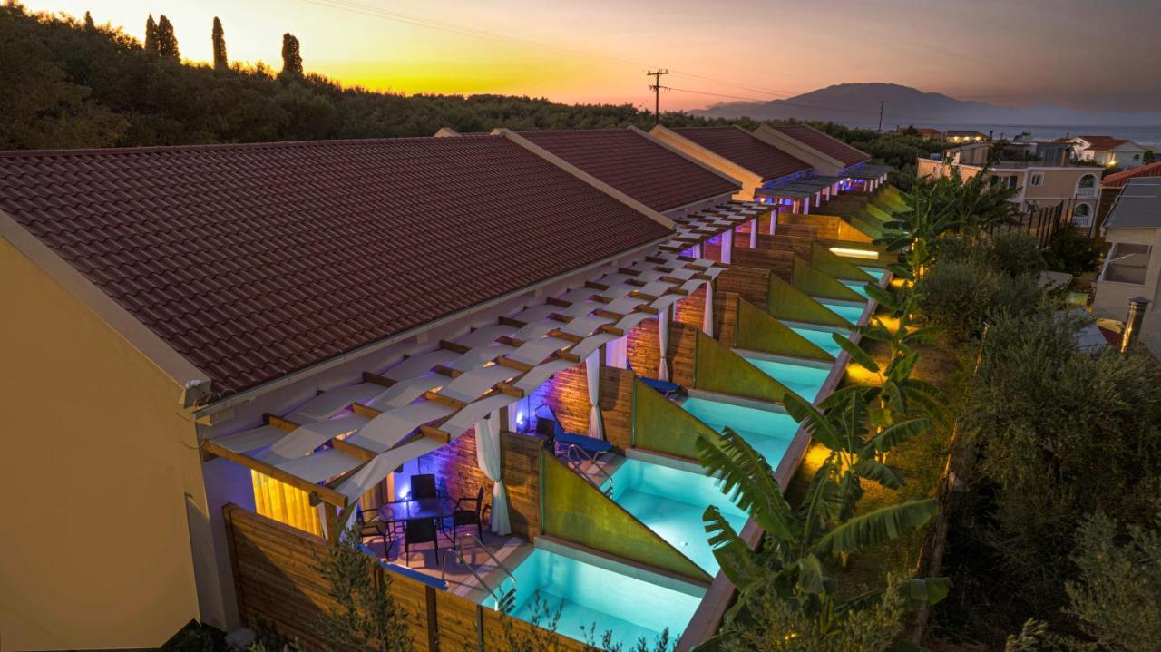 Kozanos Suites With Private Pool 아모우디 외부 사진