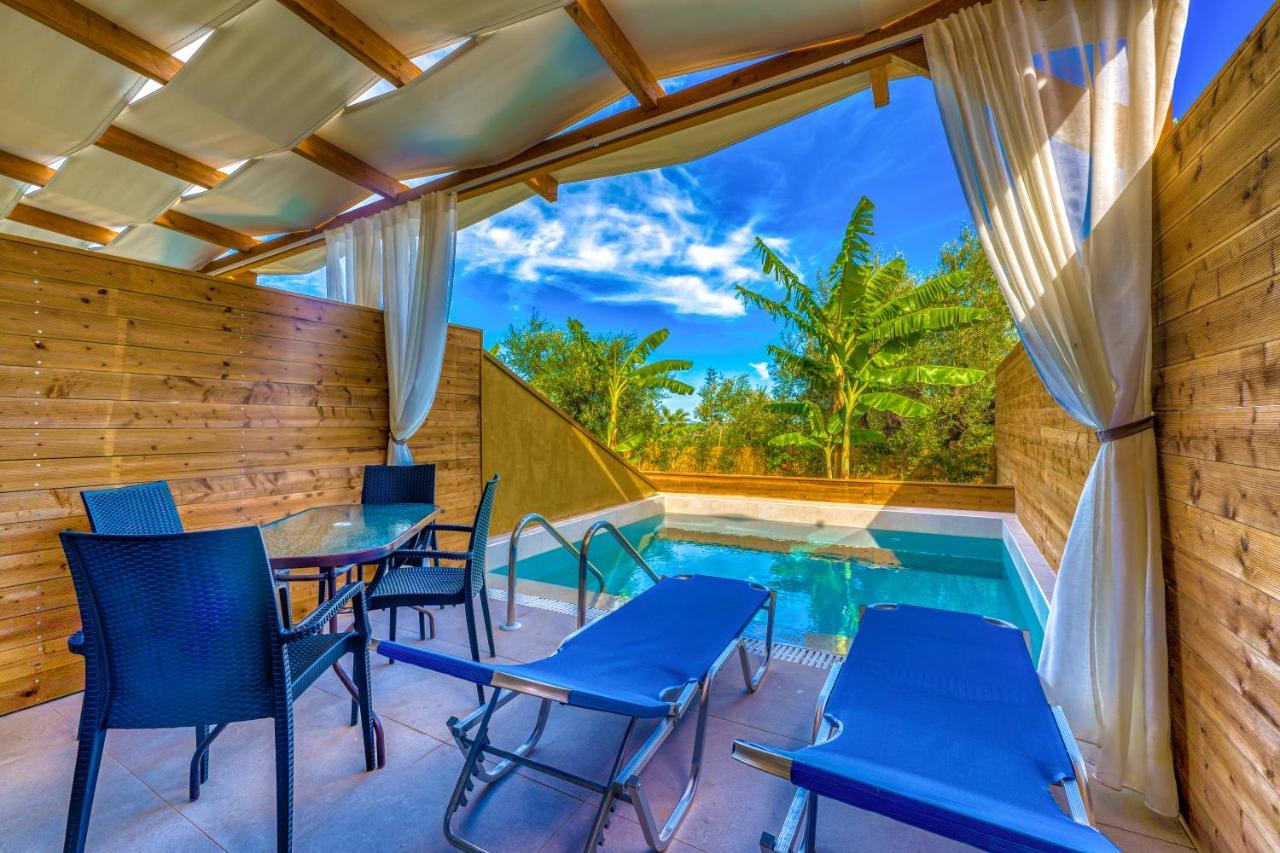 Kozanos Suites With Private Pool 아모우디 외부 사진
