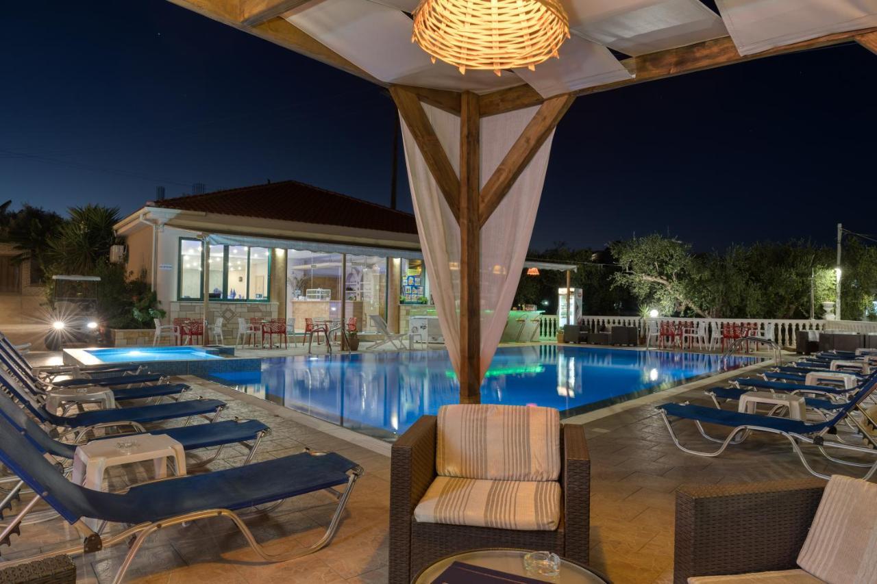 Kozanos Suites With Private Pool 아모우디 외부 사진